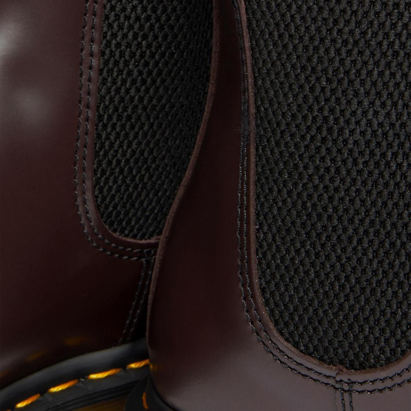 Dr. Martens Men's Chelsea Boots 2976 YS Burgundy