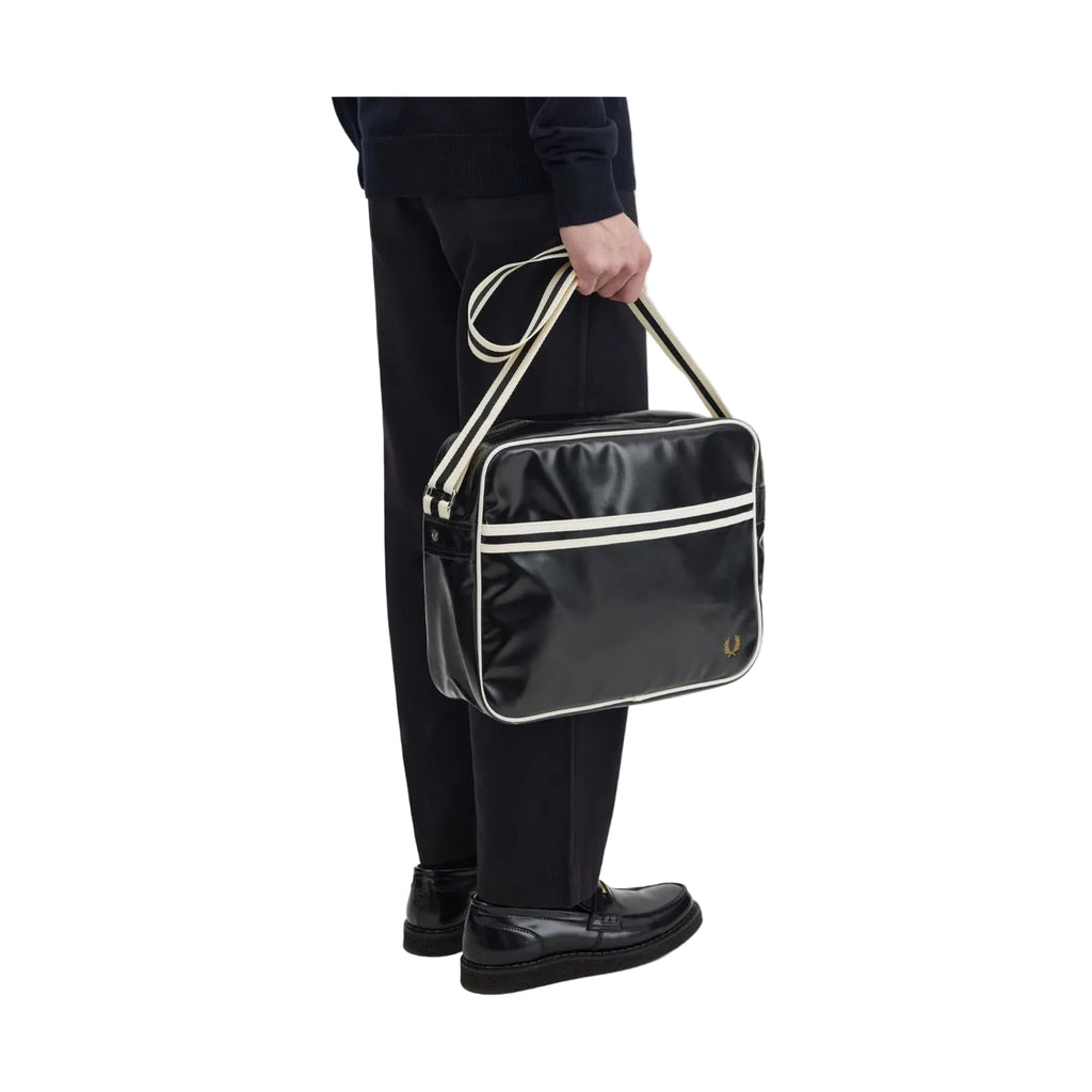 Bolsa de Ombro Clássica Fred Perry Preto