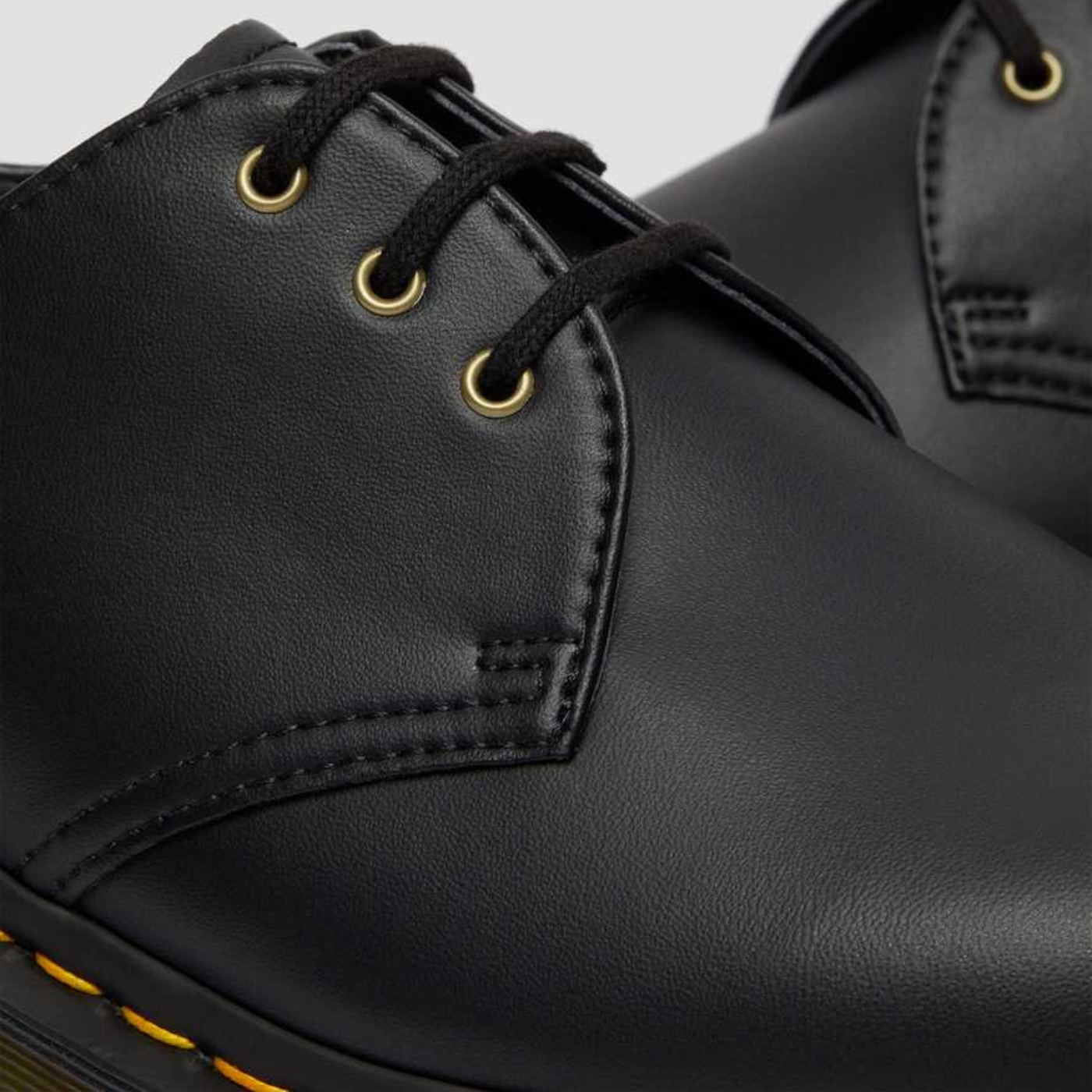 Sapato Dr. Martens 1461 Vegan em Preto